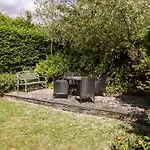 Дом отдыха River Bank Langdale *