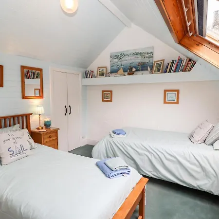 River Bank Langdale * Элтеруотер